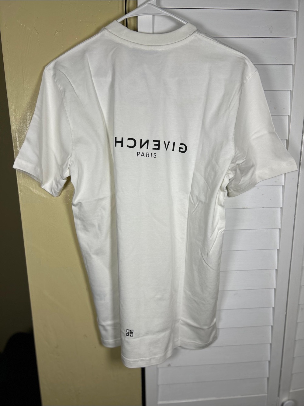 Givenchy Reverse oversized t-shirt in cotton. - Picture 4 of 5